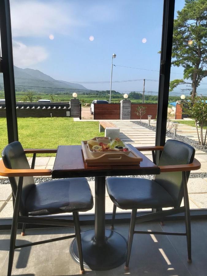 Wonhwaroo Villa Gyeongju Buitenkant foto